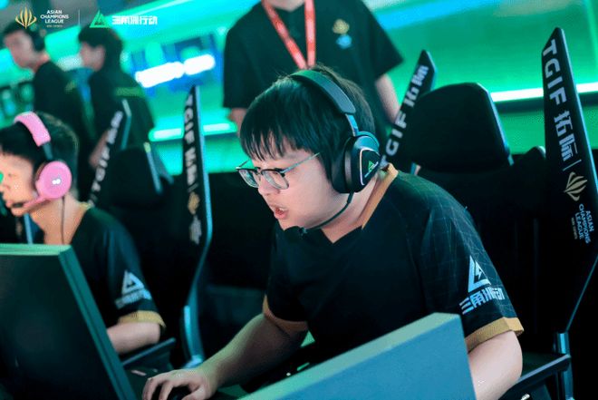 这也是洪明 这也是洪明